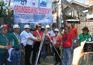 Cong. Rufus B. Rodriguez leads the capsule laying ceremony