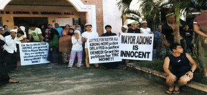 DEMONSTRATION