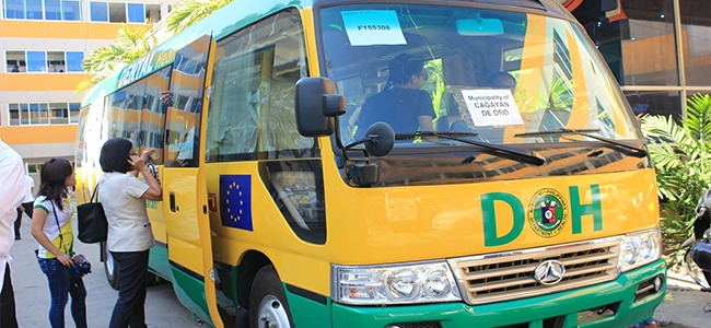 Moreno, Rodriguez quarrel over dental bus
