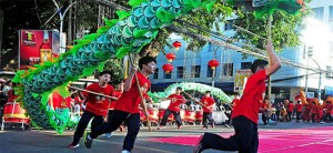 DRAGON DANCE
