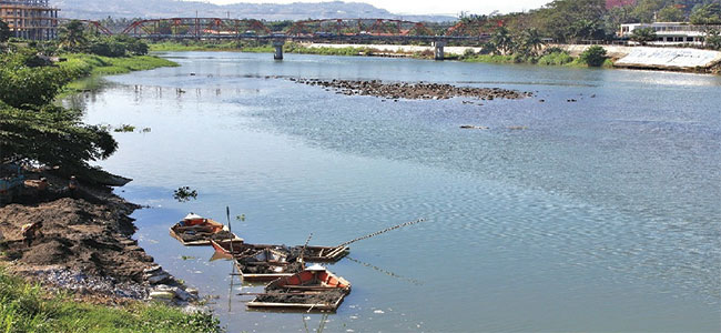 RIVER CHOKING WITH SILT
