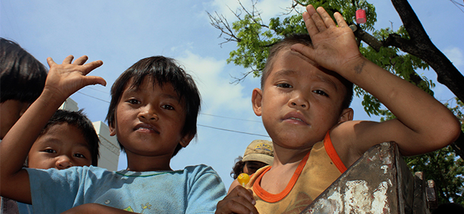 Lumad evacuees homeward bound  after a week at the Capitol grounds