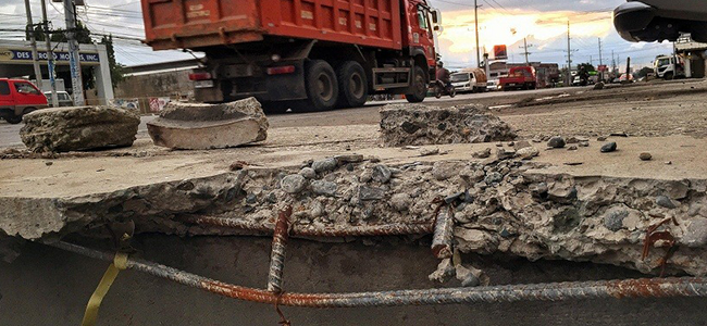 OPEN MANHOLE