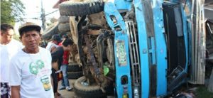 Truck downs 6, smashes vehicles, Bulua stores