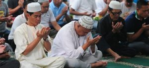 Sen. Padilla loses Muslim support over same-sex bill