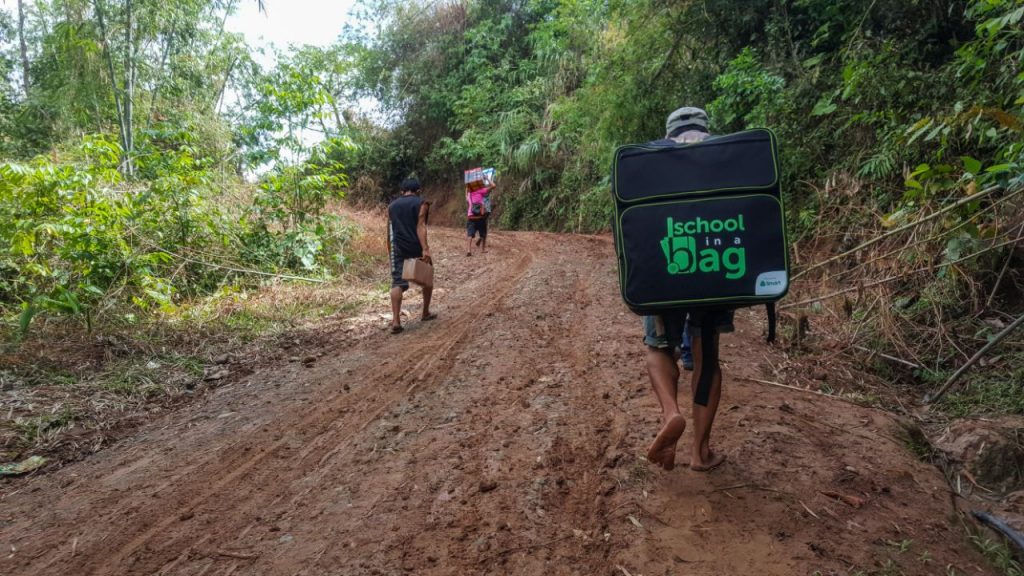Mountain learners level up with Smart school-in-a-bag