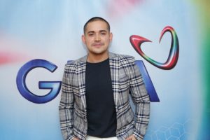 Paolo Contis signs with Kapuso Network anew