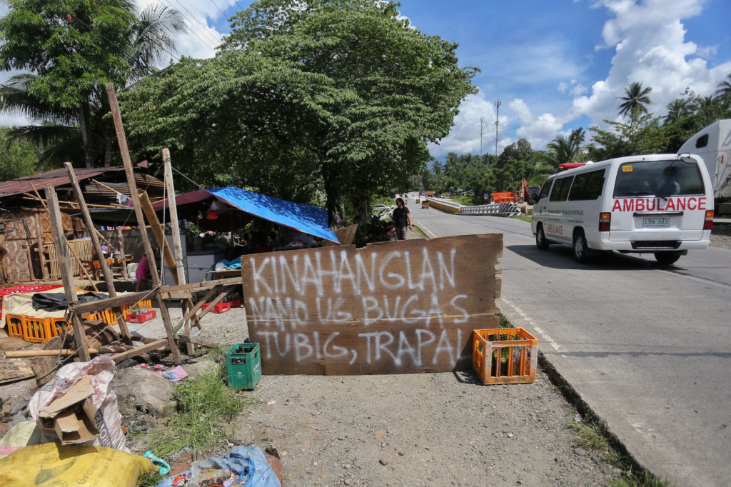 Hungry quake victims eat stinking food, end up down by poisoning