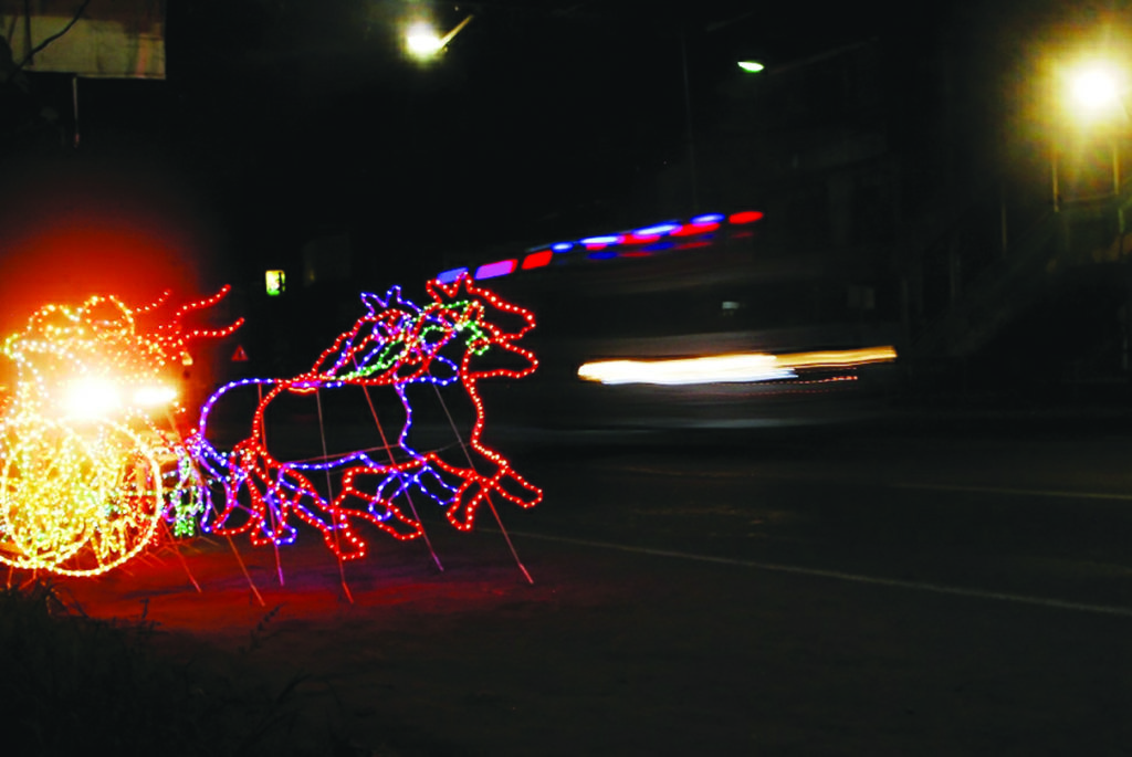 Group warns on unsafe Christmas lights