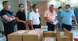 Biz group donates 20k face masks, 50 sacks rice to Oro