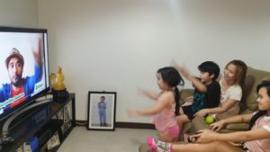 Parents, kids tune in to online learning sessions