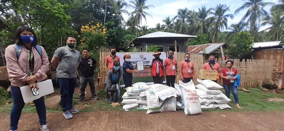 DA-10 provides agri inputs to IP community for food production amid Covid-19