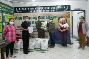 DA-10 sends white corn seeds worth P135k to Army’s 88IB