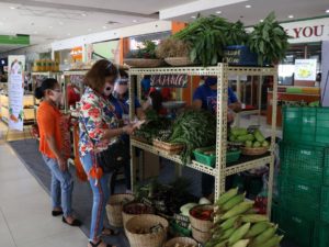 5 DA's partners' farm produce goes to Oro's Robinsons Mall