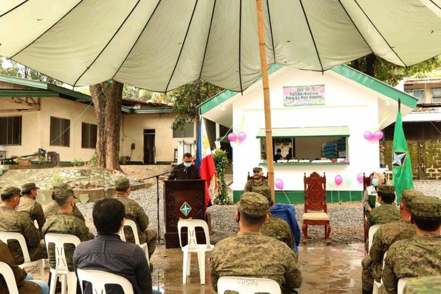 DA-10, Army open 'Kadiwa,' a farmers' market inside camp