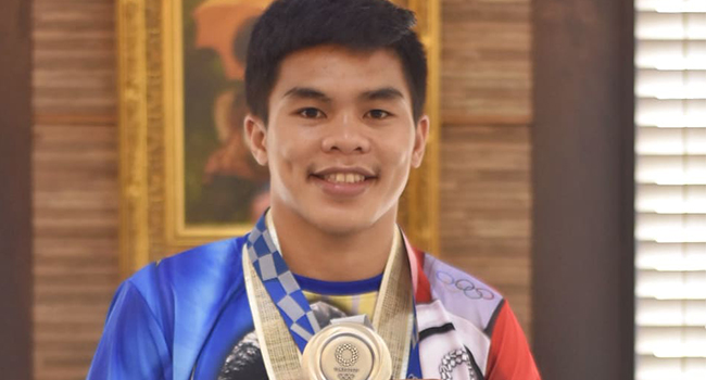 Olympiad homecoming: Paalam receives another P2m, thanks Oro patrons