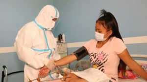 Army's 4ID doctors, nurses treat hurt, captured NPA rebels