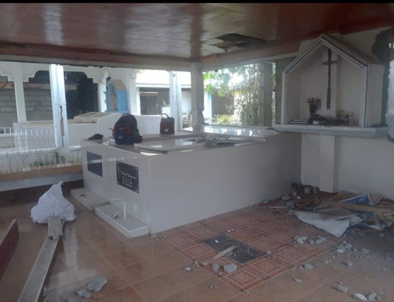 Don Carlos cemetery desecrated