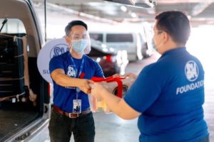 SM CDO Malls distribute early Christmas boxes to JR Borja General Hospital