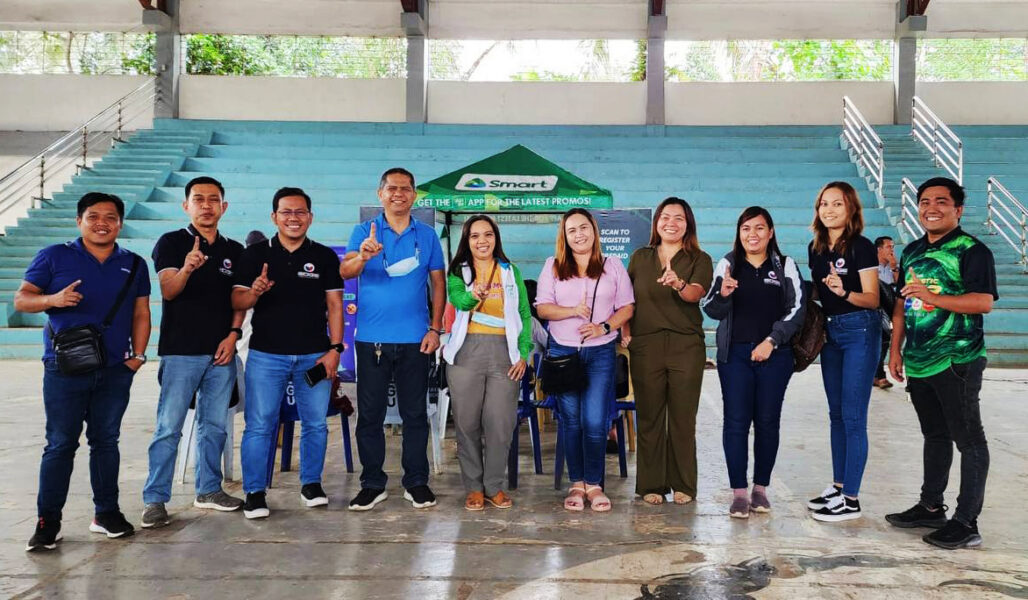 Septuagenarian benefits from ramped-up SIM registration efforts of Smart, TNT and NTC in Mindanao