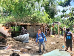 Oro task group tears down illegal structures in Canitoan