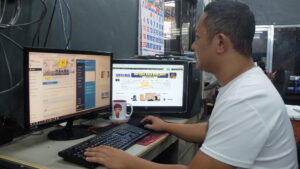 Social media breeds, spreads contempt of community journalists