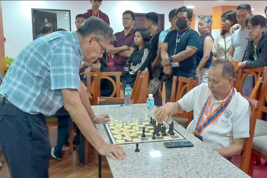 Misocc Gov Oaminal backs PCL chessfest