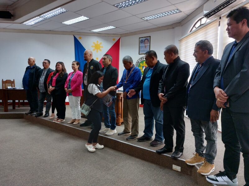 31 Gingoog scholars get commendations for city dads