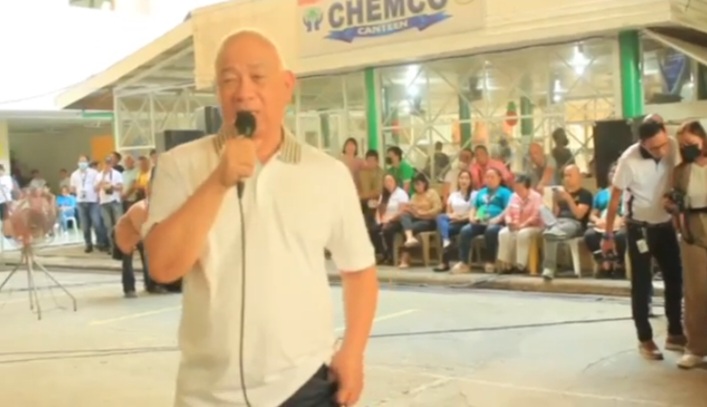 Klarex bares cash incentives for City Hall workers