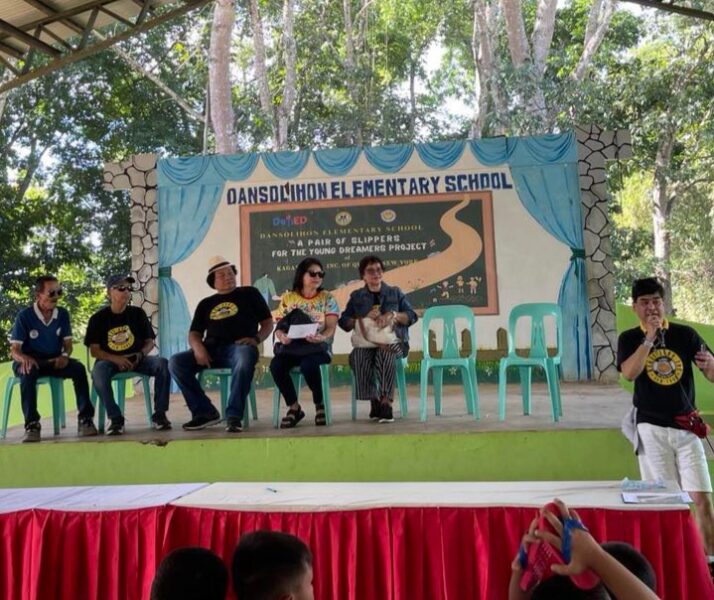 Kagayanon Inc. of Queens New York gifts 900 pupils with slippers
