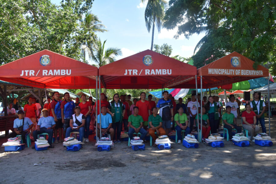 Agusan del Norte hosts Christmas party for former rebels