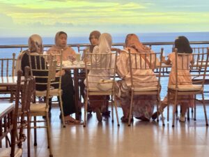 Scenic dining