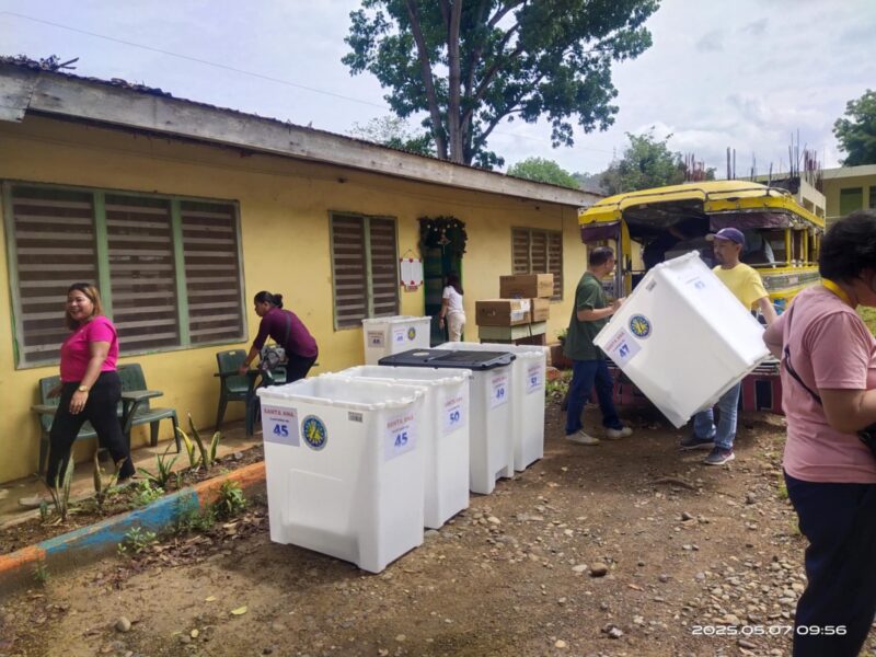 Comelec distributes ACMs for May 12 polls in Normin