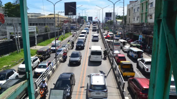 Rush hour, all day: The growing gridlock in Oro