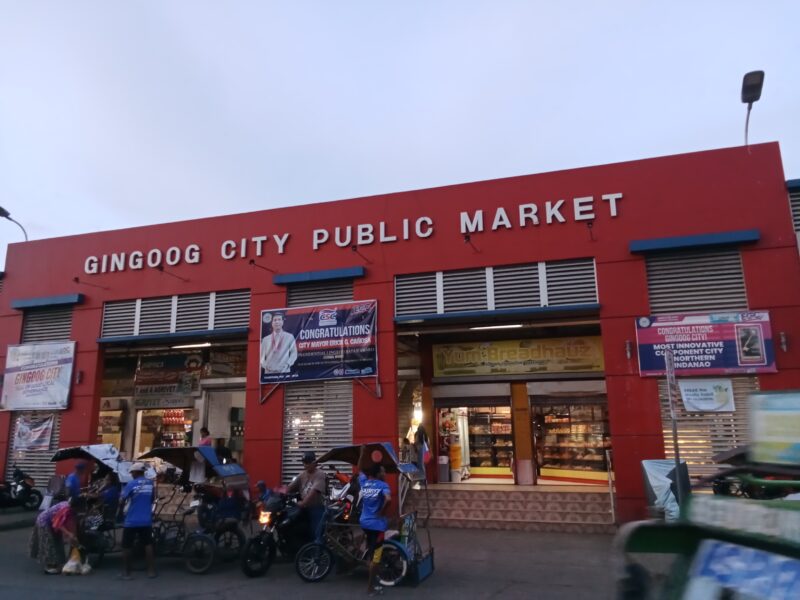 Buyers scrutinize Gingoog market prices