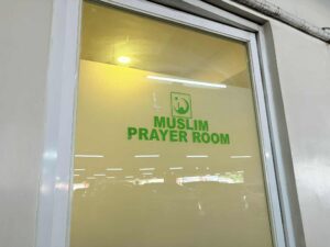 Mall offers prayer room but gaps remain