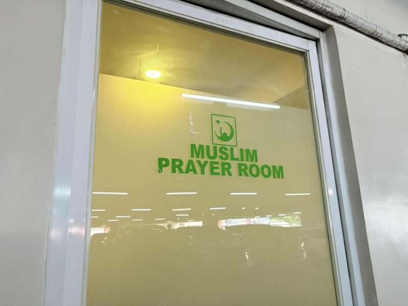Mall offers prayer room but gaps remain