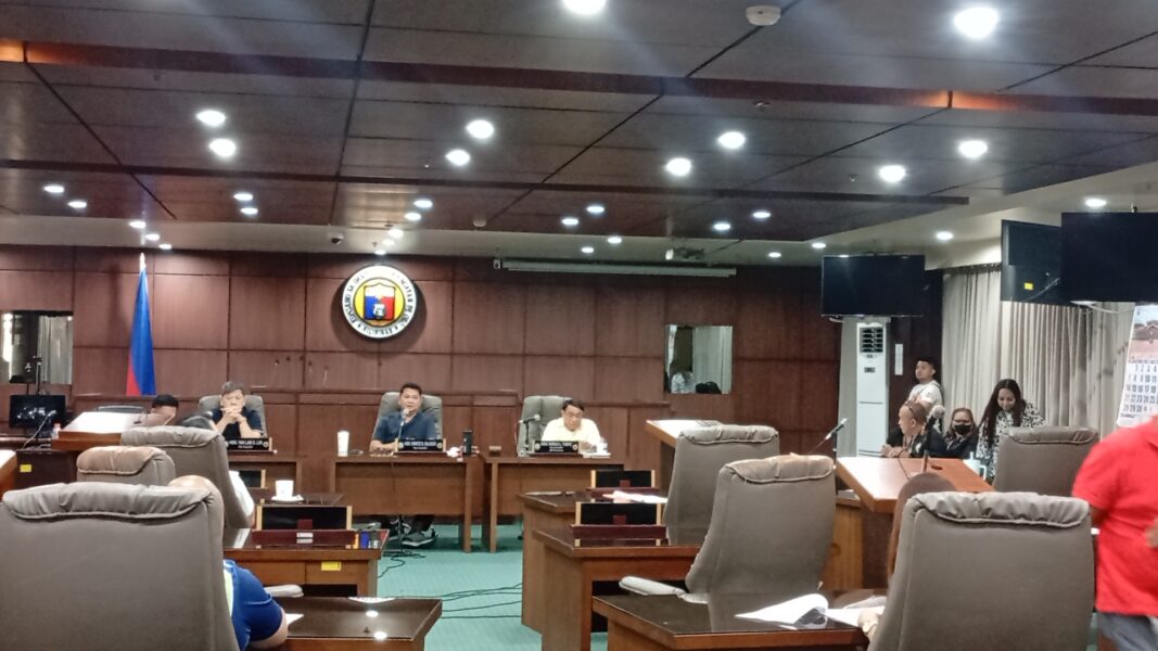 Rodriguez presses Clenro chief to attend council hearings