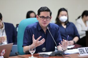 Aquino blasts public works for building only 22 classrooms in 2025