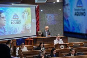 Aquino challenges Co: Return home, expose budget anomalies