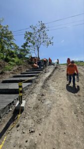 Public works builds P1.1m ladder to ease travel at Bukidnon landslide site