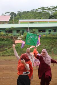 Women former combatants trade arms for kites in Lanao: Peace takes flight