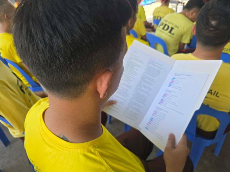 Iligan jail inmate finds hope, confidence in english course