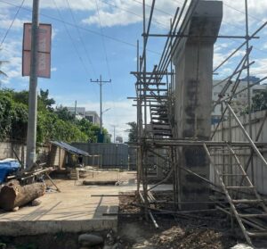 Masterson overpass halt raises safety concerns