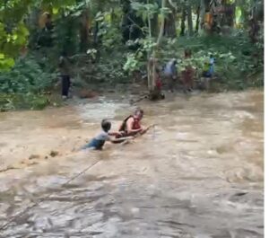 9 friends survive sudden flash flood in Pugaan River