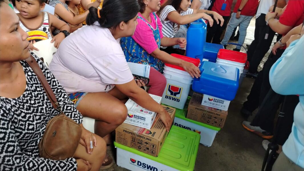 DSWD distributes food packs and relief items worth more than ₱8 million to families affected by Tropical Storm Basyang in Iligan City, as government officials assess conditions and ensure immediate assistance for displaced residents. Photos by Bonita L. Ermac.