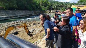 DPWH Secretary Vince Dizon inspects flood-damaged bridges and control structures in Iligan City on Tuesday, Feb. 10, as the agency commits to constructing temporary steel bridges, repairing flood control systems, and conducting river dredging following flooding caused by Tropical Storm Basyang. (Photo by Bonita L. Ermac)