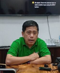 Celso Abucejo, Misamis Oriental Special Assistant to the Governor, speaks at a press briefing regarding the 2026 budget stalemate and provincial employee salaries.