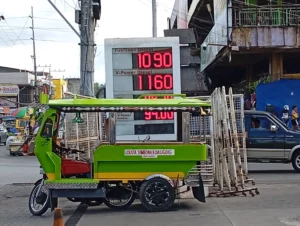 Motorela drivers lining up for gasoline at Cogon Market in Cagayan de Oro during the 2026 fuel price hike.