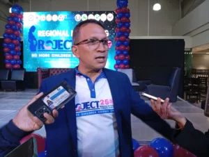CPD-10 Regional Director Neil Aldrin Omega speaking at the launch of the Project 25@28 anti-teen pregnancy campaign in Northern Mindanao.